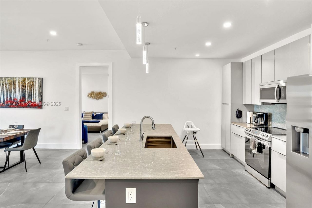 2100 Miami Rd , Unit 303, Fort Lauderdale, FL 33316 Photo