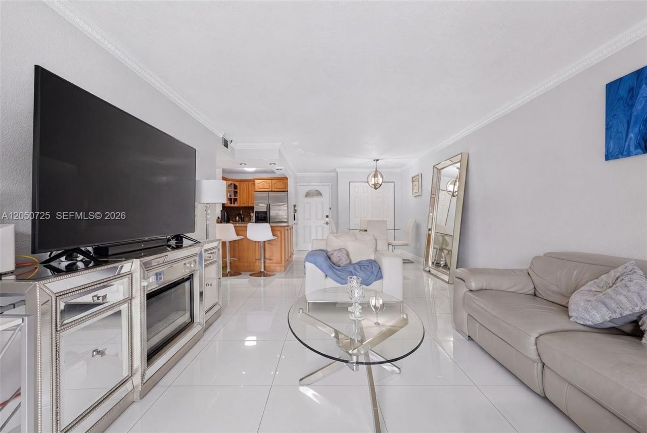 6195 W 18th Ave , Unit G212, Hialeah, FL 33012 Photo