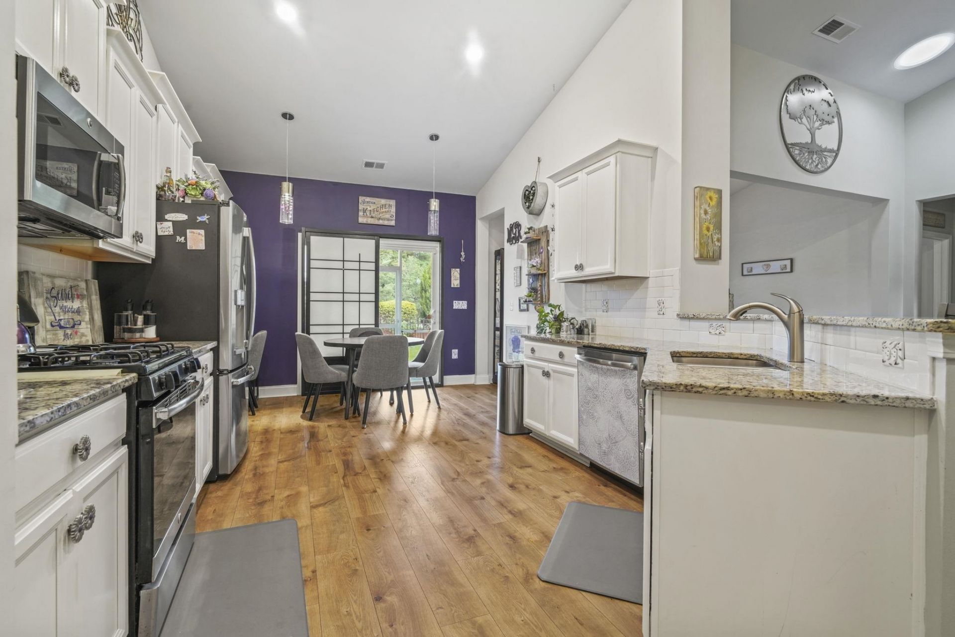 605 Cherry Blossom Dr.  Photo 11