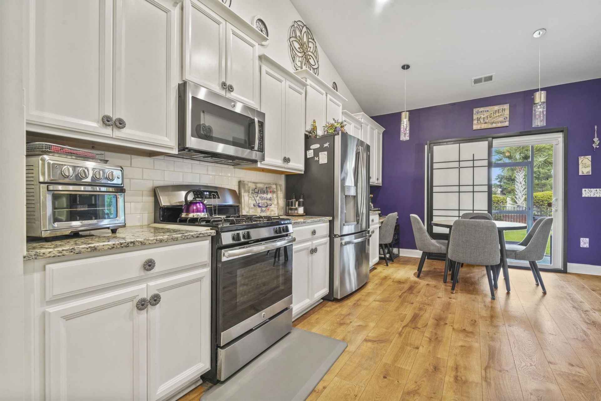 605 Cherry Blossom Dr.  Photo 12