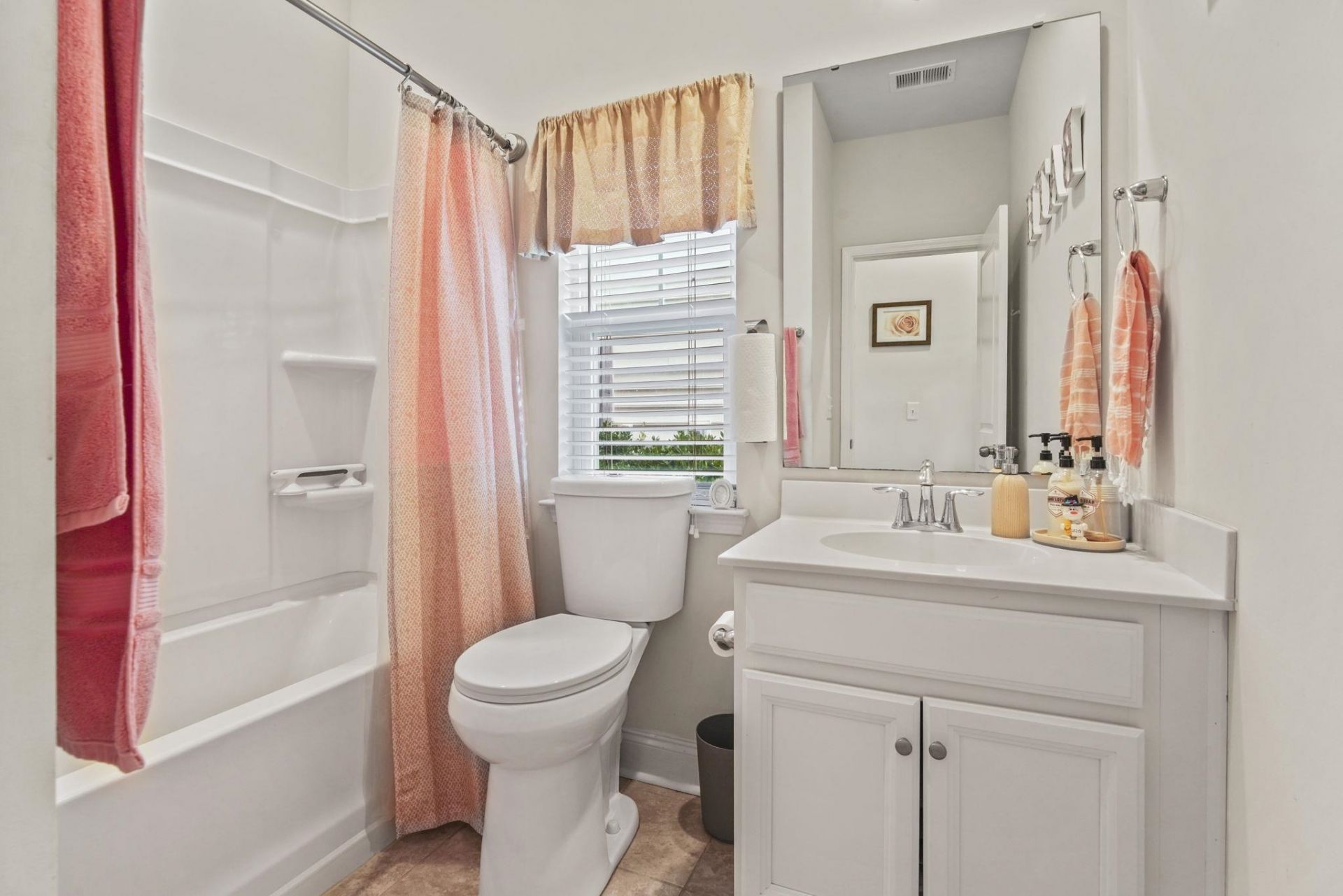 605 Cherry Blossom Dr.  Photo 22