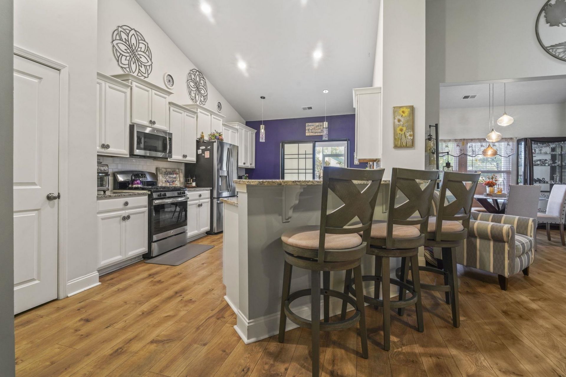 605 Cherry Blossom Dr.  Photo 8