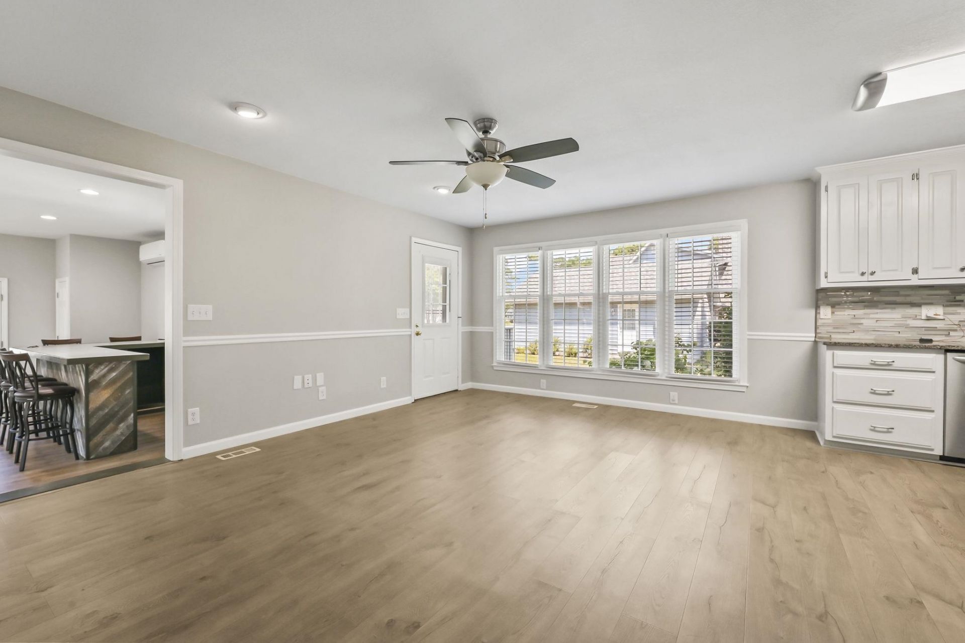 176 Lander Dr. Photo 14