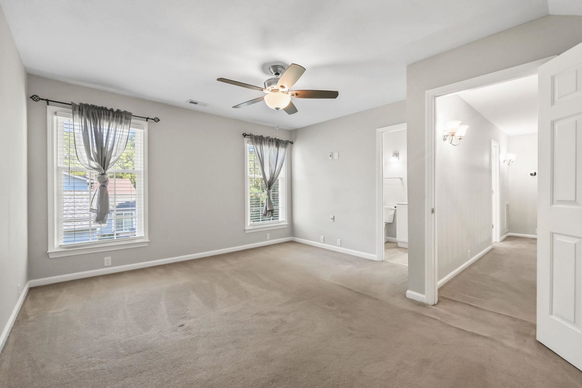 176 Lander Dr. Photo 23
