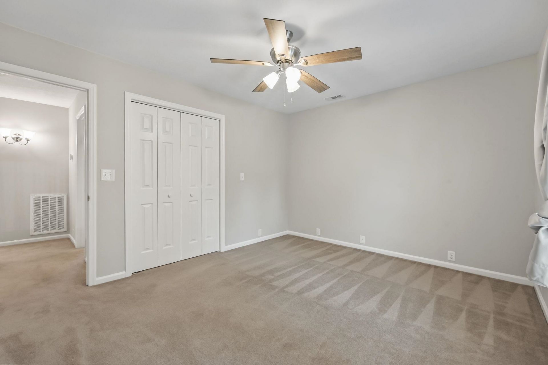 176 Lander Dr. Photo 24