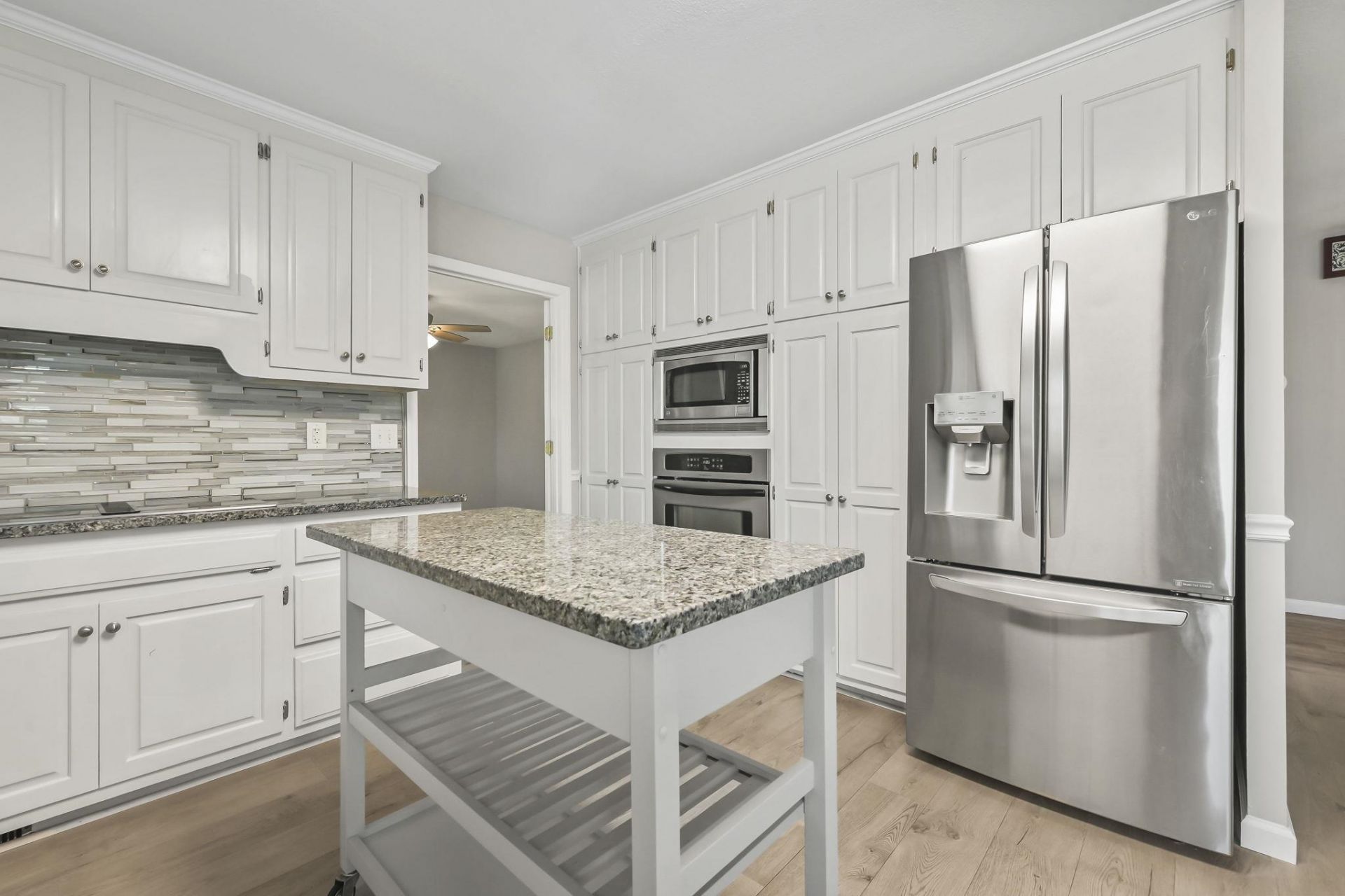 176 Lander Dr. Photo 8