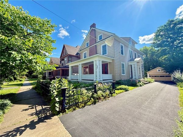 142 Cambridge Street , Syracuse, NY 13210