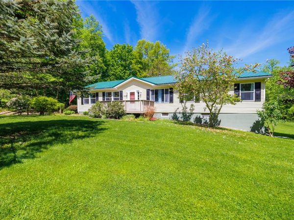9525 Lummisville Road , Wolcott, NY 14590