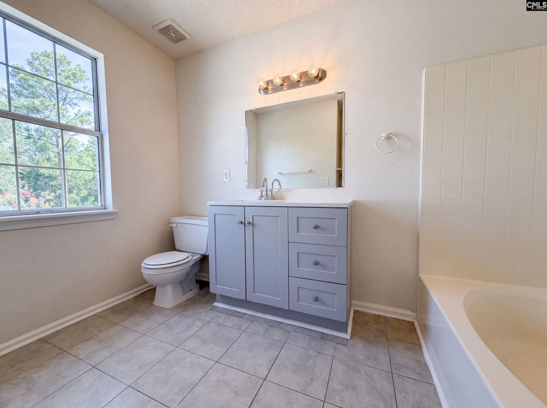 303 Bradford Lane  Photo 21