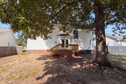 303 Bradford Lane  photo 4