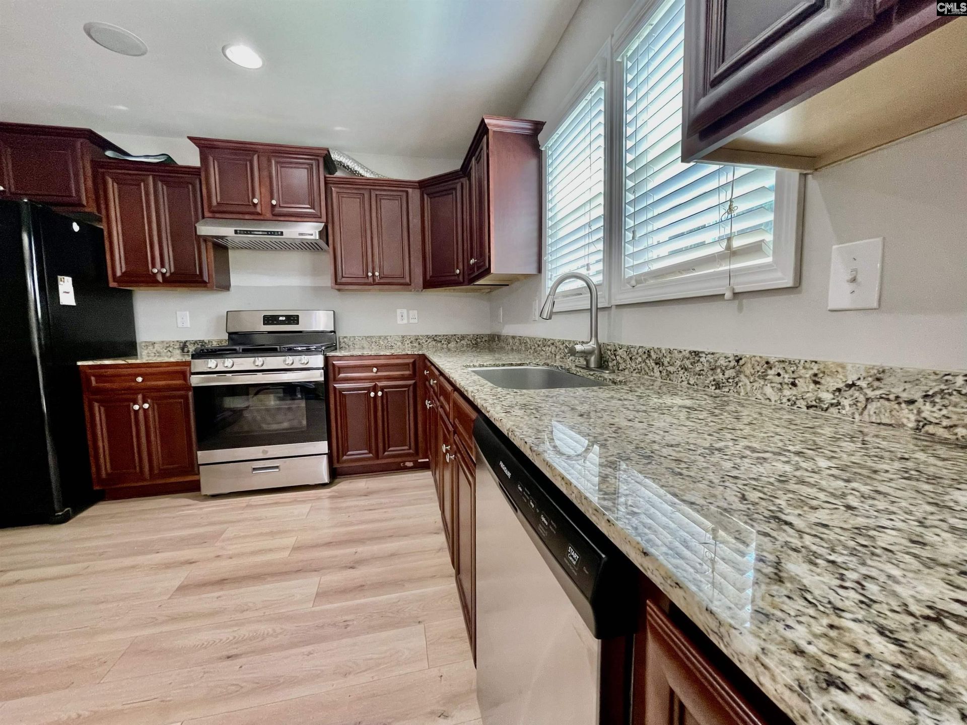 341 Dawsons Park Drive Photo 23