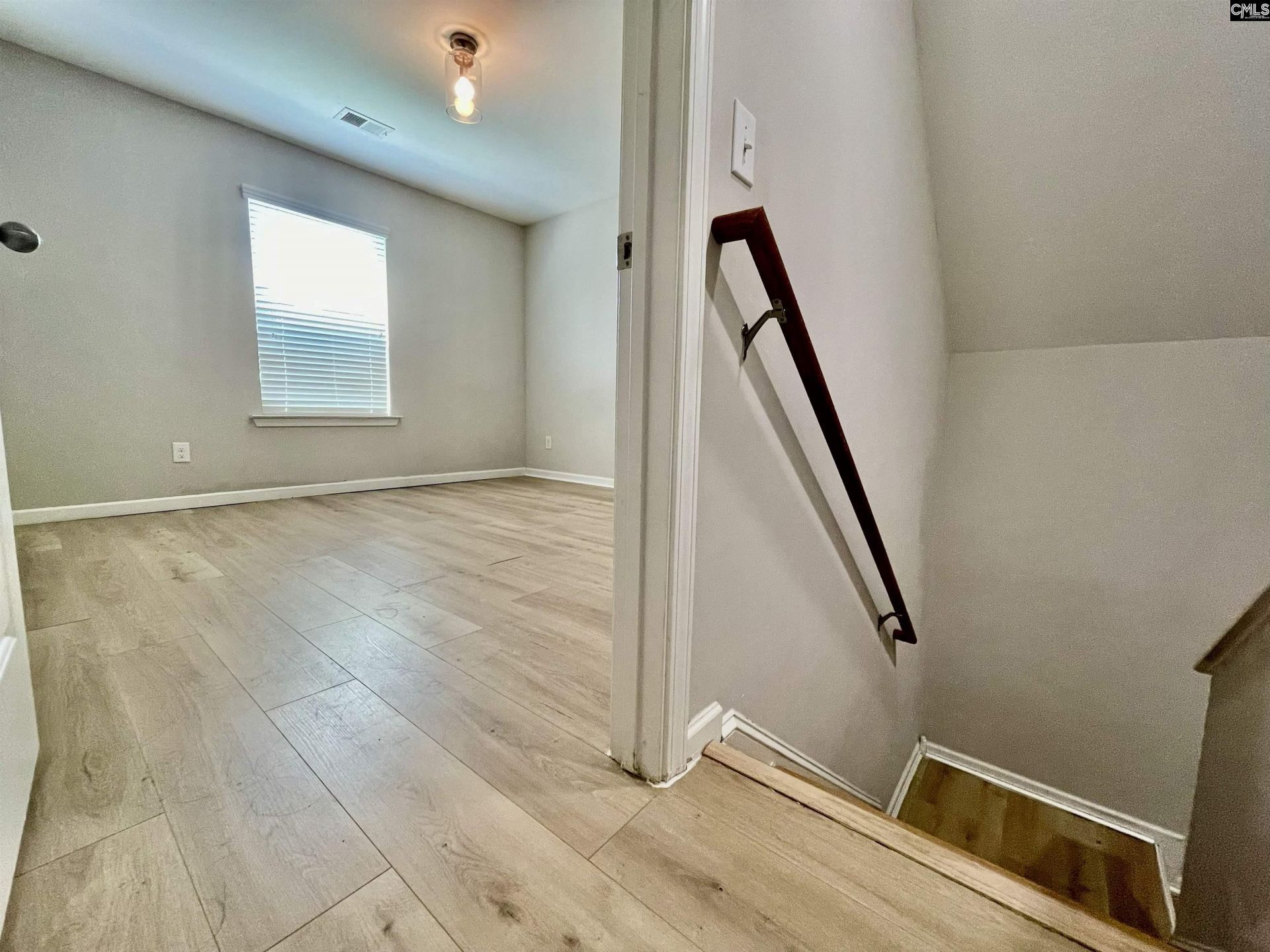 341 Dawsons Park Drive Photo 32