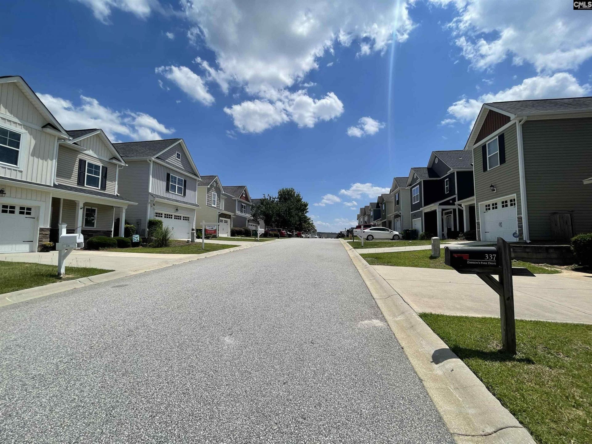 341 Dawsons Park Drive Photo 6