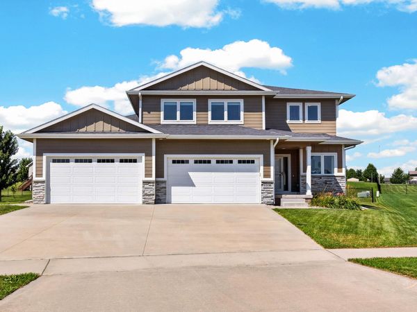 1008 NW Horizon Drive, Ankeny, IA 50023