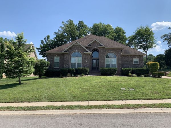 3620 Prestwicke Pl, Adams, TN 37010