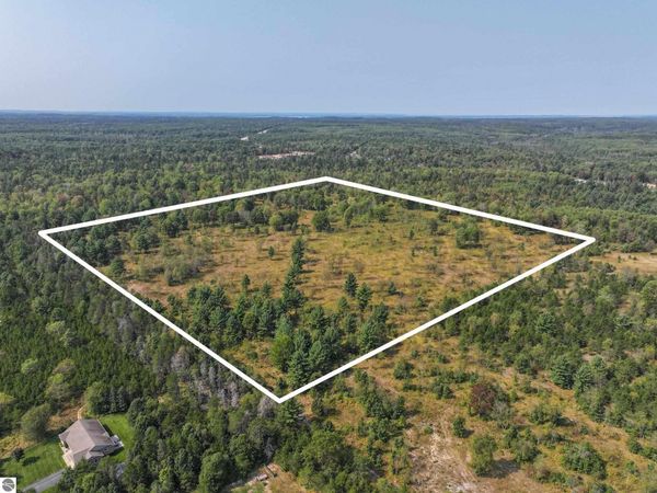 Kalkaska Road NW W, Kalkaska, MI 49646