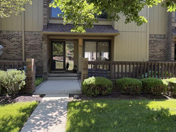 1669 S Hill Boulevard, Bloomfield Hills, MI 48304