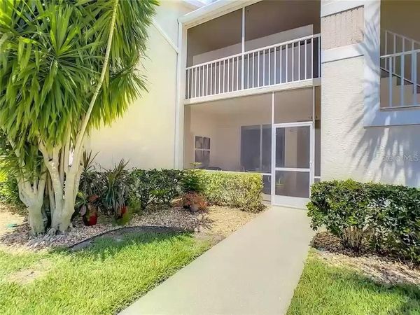 9590 HIGH GATE DRIVE , Unit 1915, SARASOTA, FL 34238
