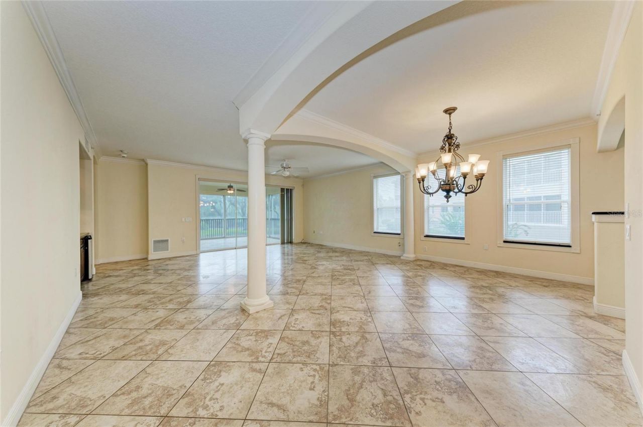 5200 Manorwood Drive, Unit 2D, Sarasota, FL 34235 Photo