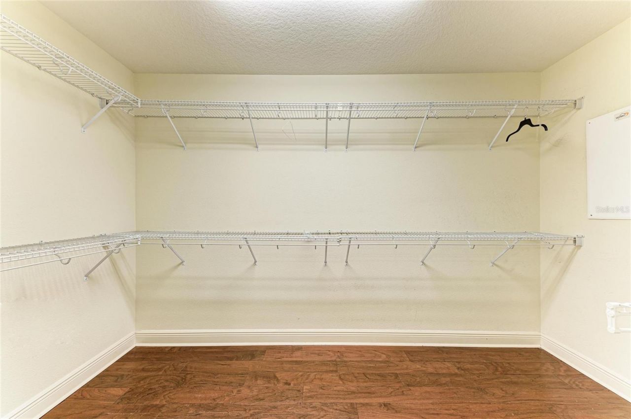 5200 Manorwood Drive, Unit 2D, Sarasota, FL 34235 Photo
