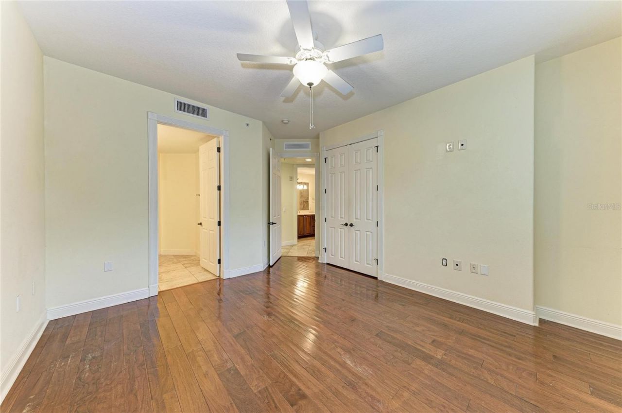 5200 Manorwood Drive, Unit 2D, Sarasota, FL 34235 Photo