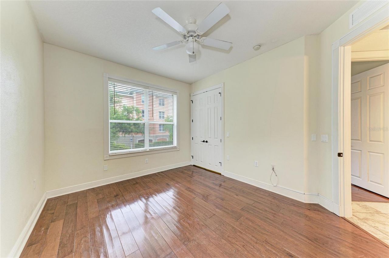 5200 Manorwood Drive, Unit 2D, Sarasota, FL 34235 Photo