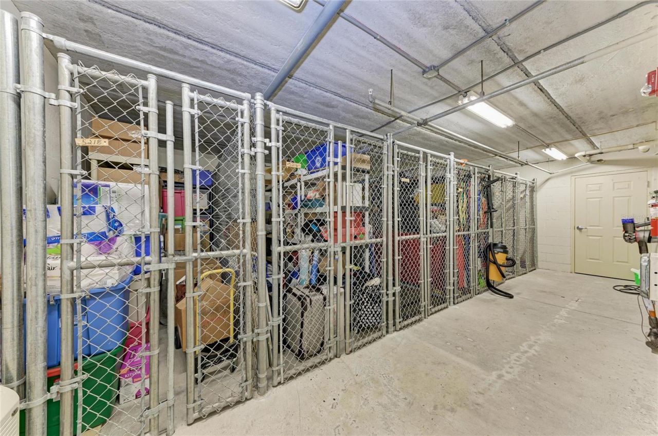 5200 Manorwood Drive, Unit 2D, Sarasota, FL 34235 Photo