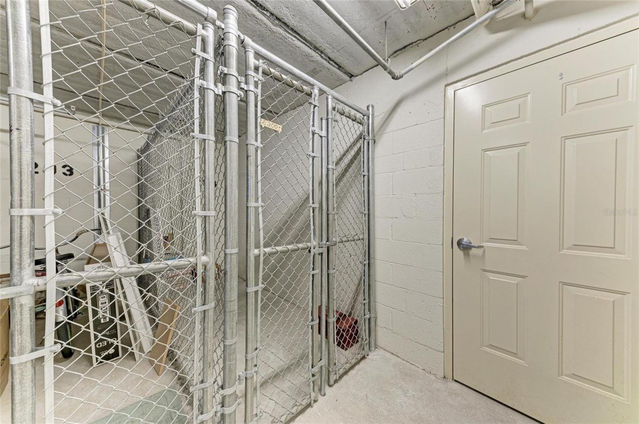 5200 Manorwood Drive, Unit 2D, Sarasota, FL 34235 Photo