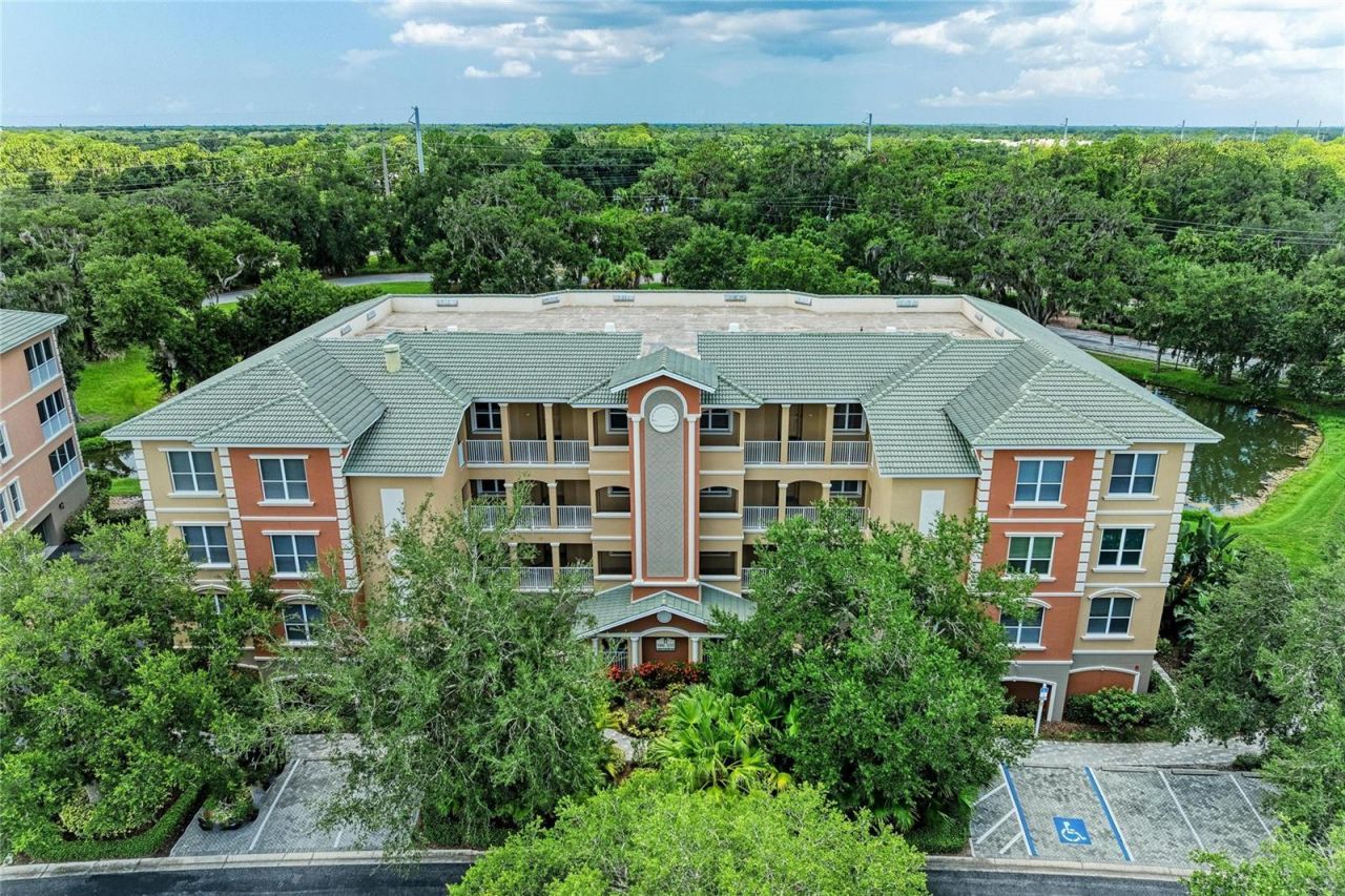5200 Manorwood Drive, Unit 2D, Sarasota, FL 34235 Photo