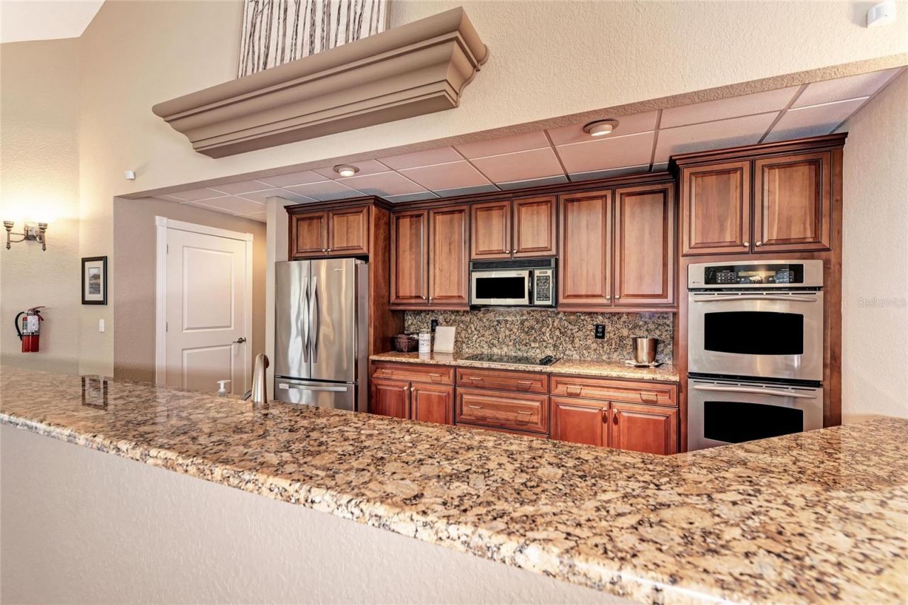 5200 Manorwood Drive, Unit 2D, Sarasota, FL 34235 Photo