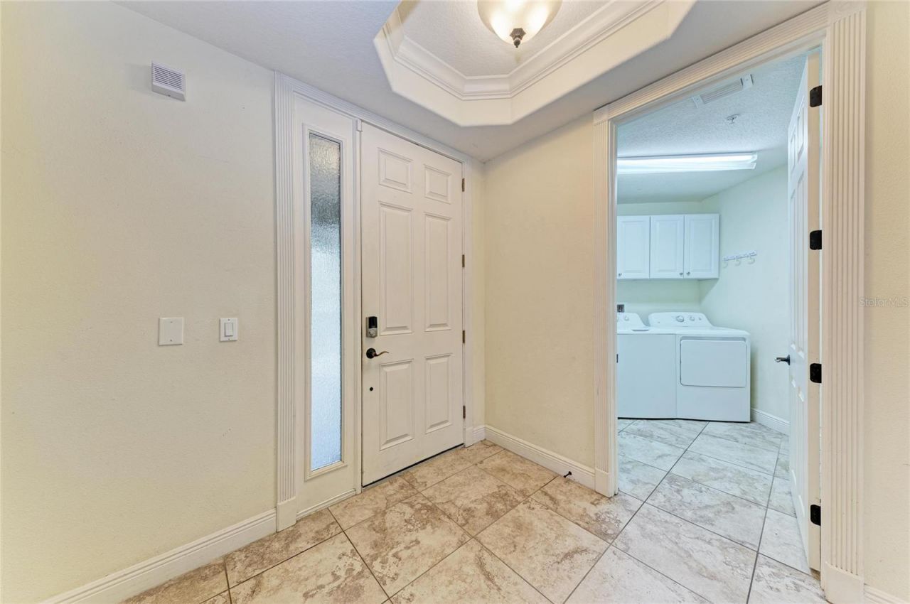 5200 Manorwood Drive, Unit 2D, Sarasota, FL 34235 Photo