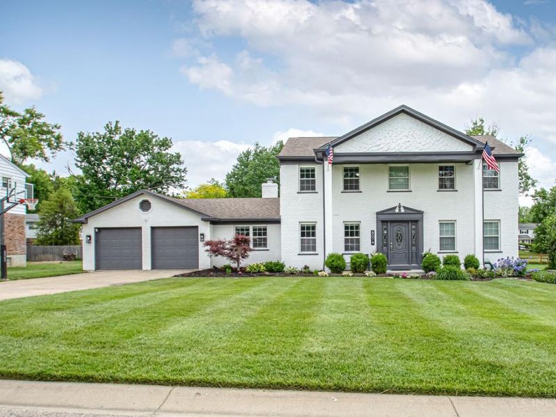 8074 Eastdale Drive, Anderson Twp, OH 45255 Photo 2