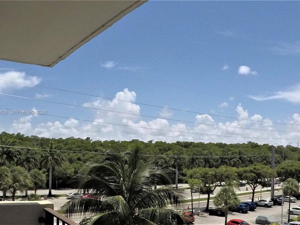 2903 NE 163rd St , Unit 404, North Miami Beach, FL 33160
