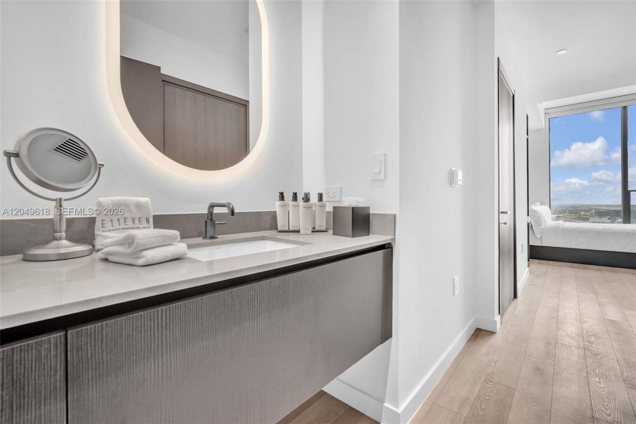 20 NE 11th St , Unit 4607A, Miami, FL 33132 Photo