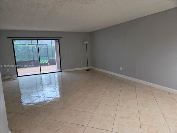 10028 NW 41st St, Unit 39-4, Doral, FL 33178