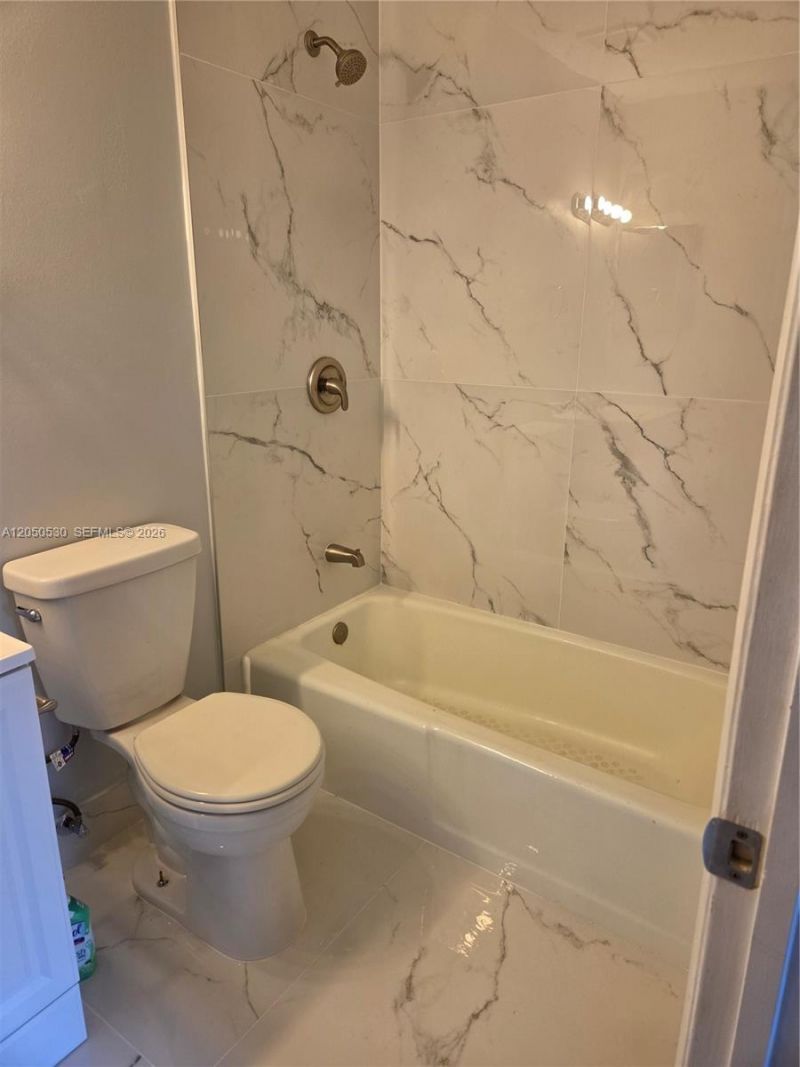 10028 NW 41st St, Unit 39-4, Doral, FL 33178 Photo