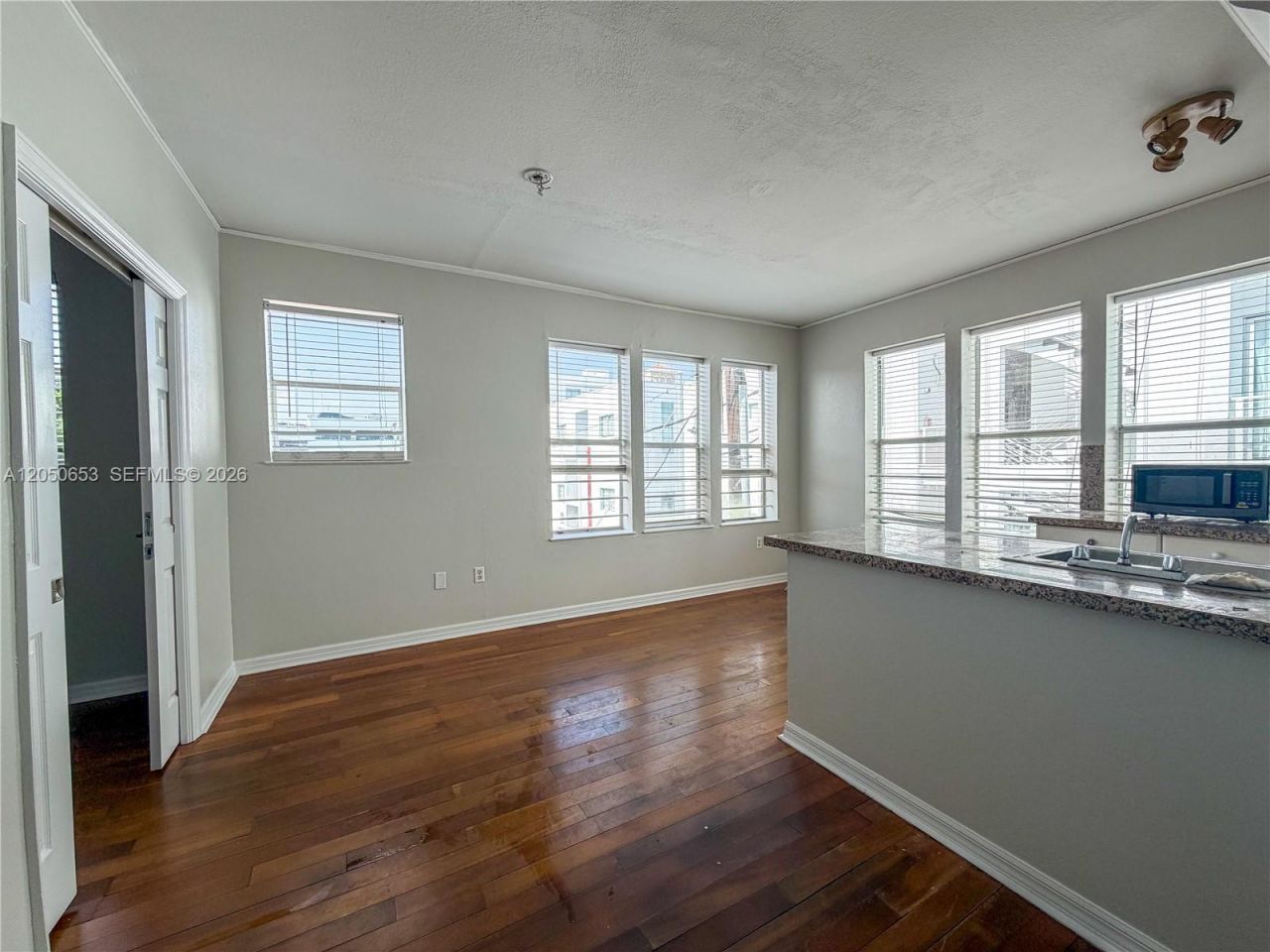 1027 Pennsylvania Ave, Unit 303, Miami Beach, FL 33139 Photo