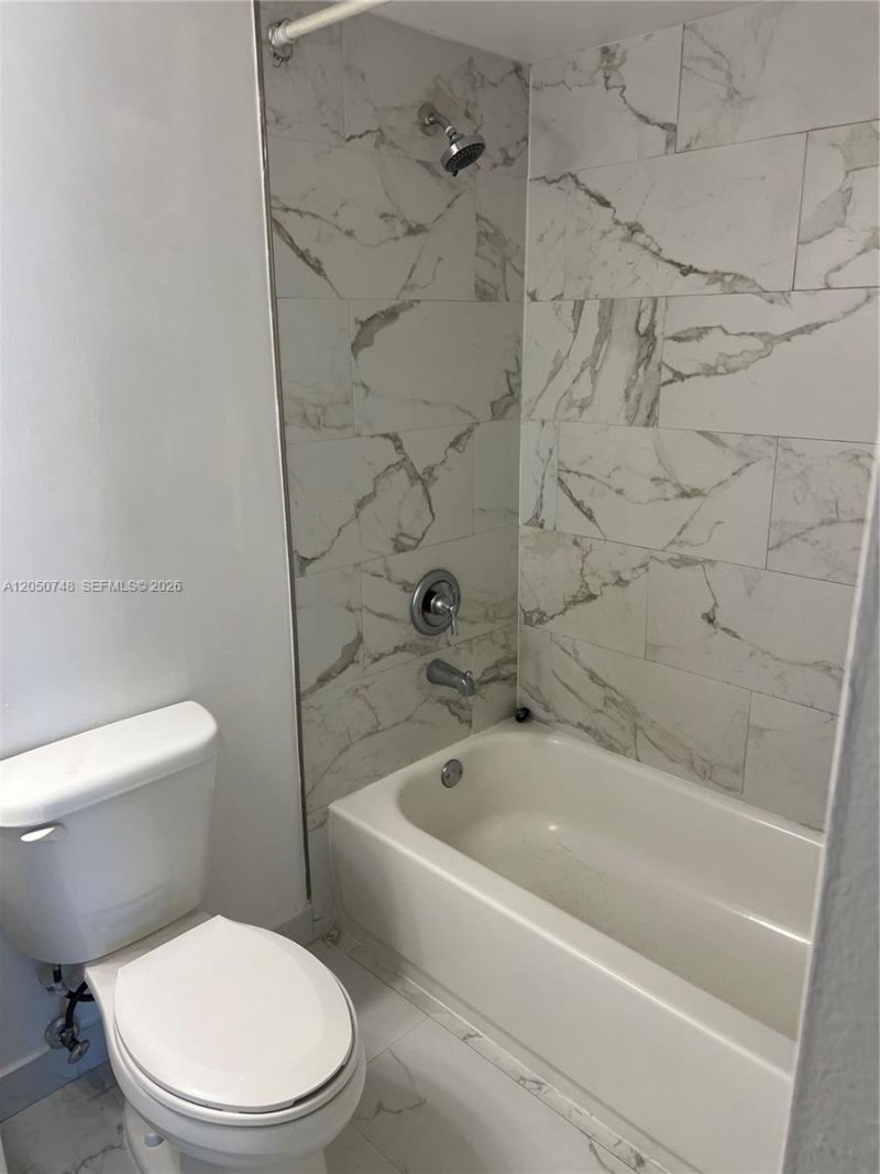 4715 NW 7th St , Unit 407-2, Miami, FL 33126 Photo