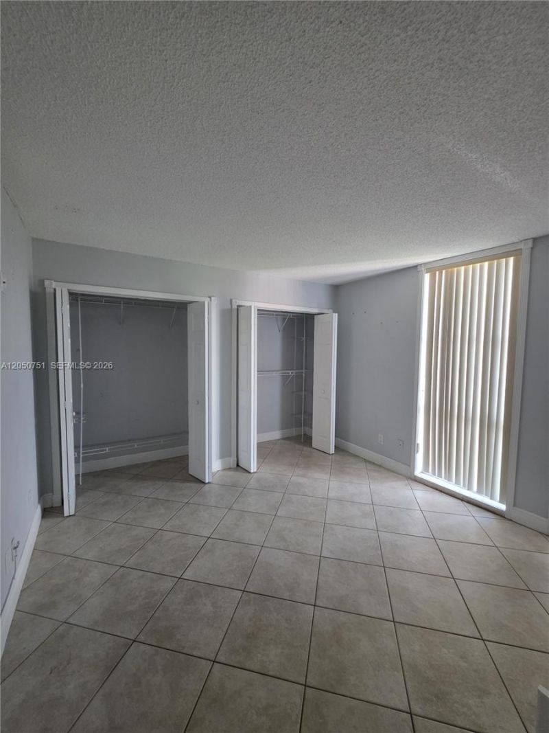 1750 W 46th St , Unit 520, Hialeah, FL 33012 Photo