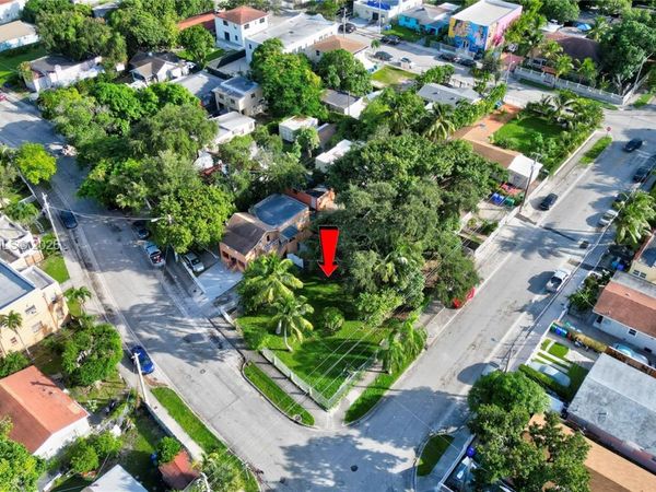 280 NW 33rd St , Miami, FL 33127