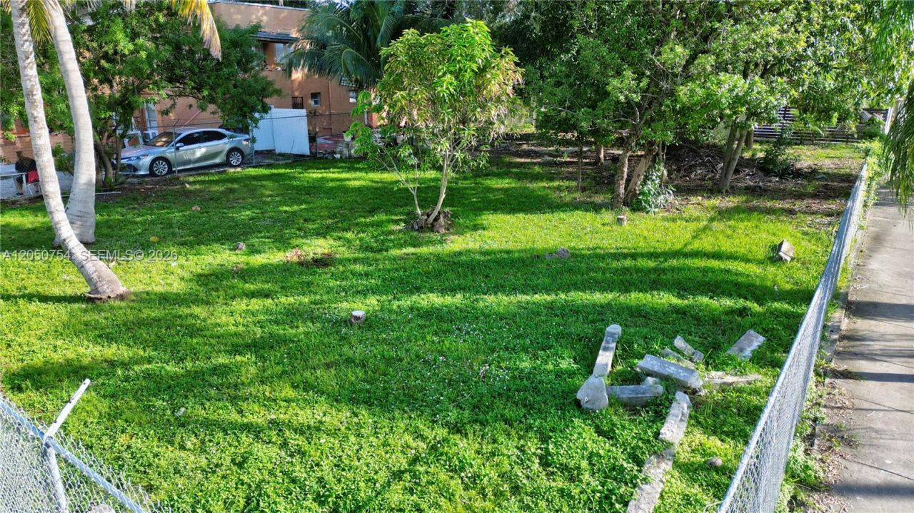 280 NW 33rd St , Miami, FL 33127 Photo