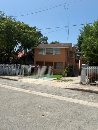 280 NW 33rd St , Miami, FL 33127 Photo
