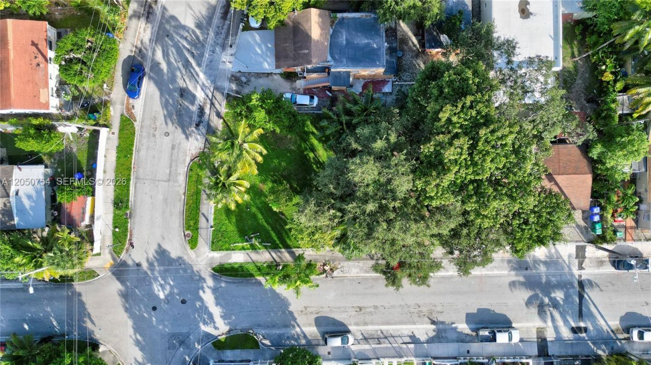 280 NW 33rd St , Miami, FL 33127 Photo