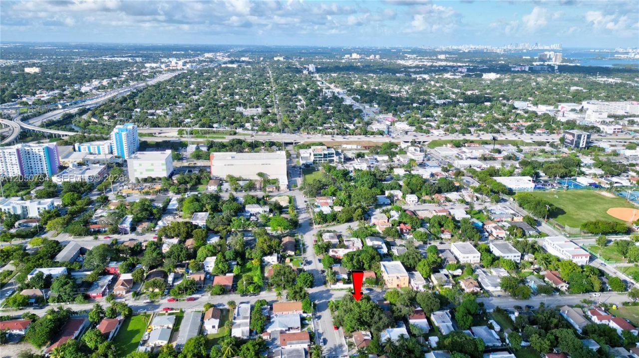 280 NW 33rd St , Miami, FL 33127 Photo