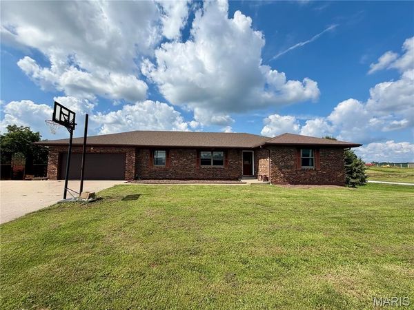 8794 Jimmy O'Donnell Rd, Hannibal, MO 63401