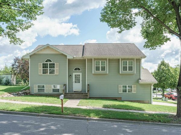 6901 Fieldwood Road, Madison, WI 53718