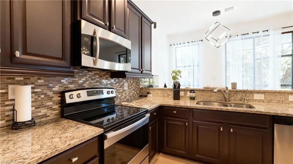 15286 Summit Place Cir , Unit 175, Naples, FL 34119 Photo