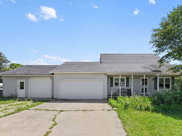 2542 Wayward Drive, Traverse City, MI 49685