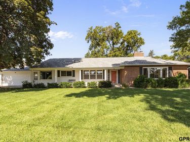 1802 S 76Th Avenue, Omaha, NE 68124