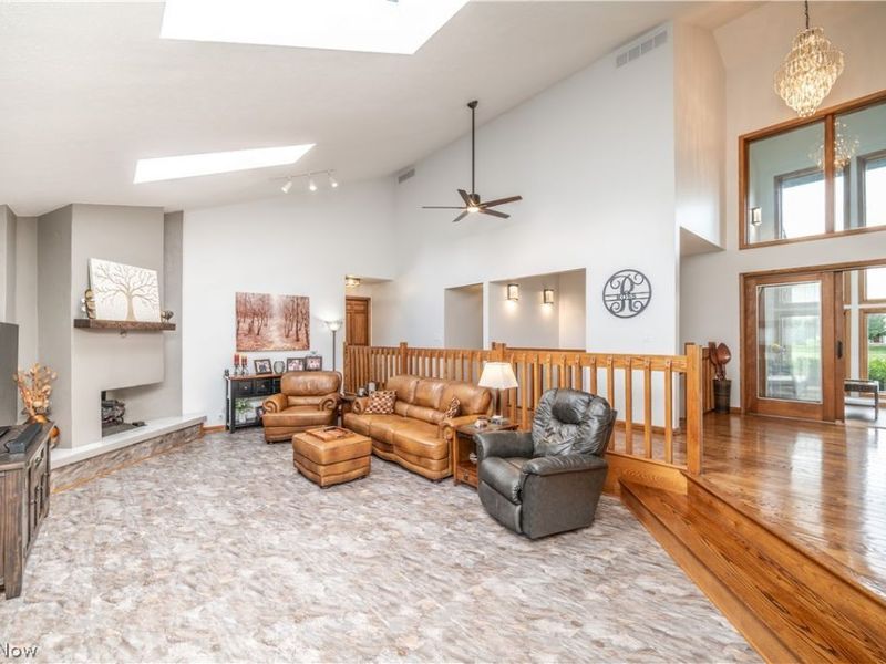 405 Airport Drive NW, Warren, OH 44481 Photo 10